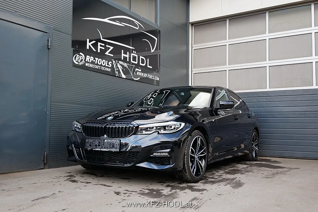 BMW 330e PHEV Aut.*M-Paket* Image 1