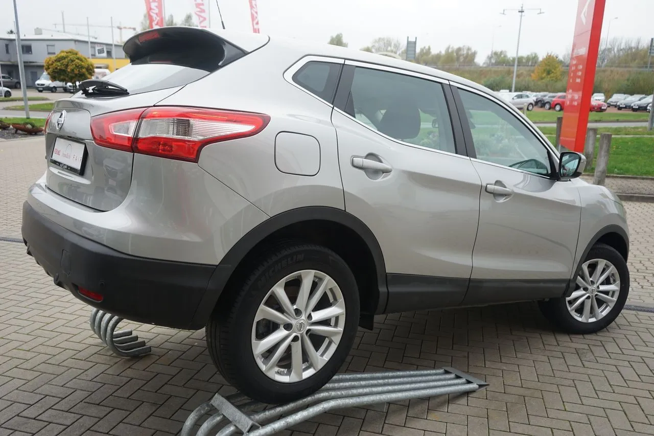 Nissan Qashqai 1.2 DIG-T...  Image 4