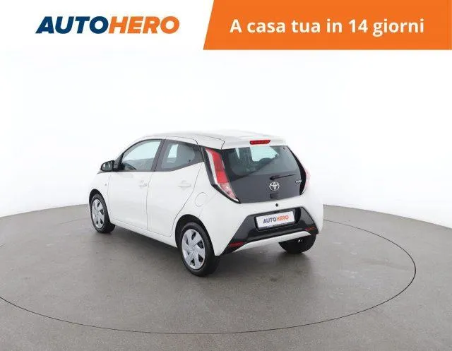 TOYOTA Aygo 1.0 VVT-i 69 CV 5p. x-play Image 4