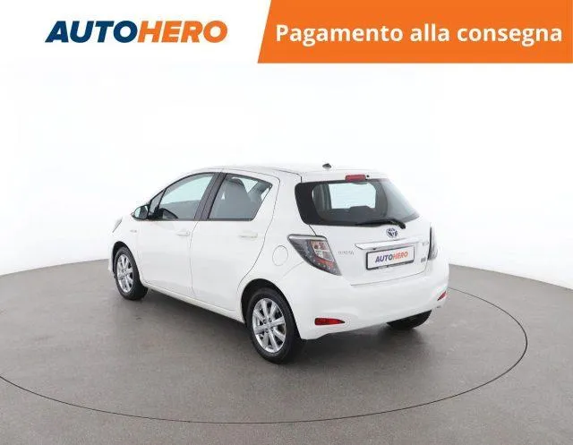 TOYOTA Yaris 1.5 Hybrid 5p. Lounge + Image 4