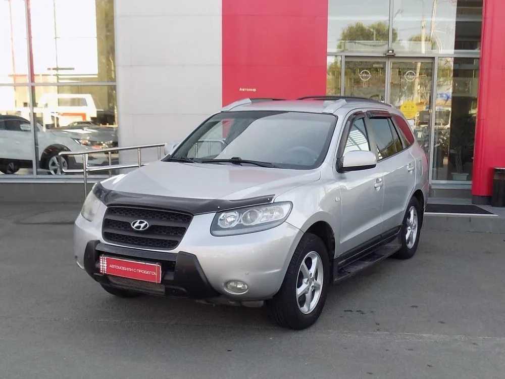 Hyundai Santa Fe Image 1